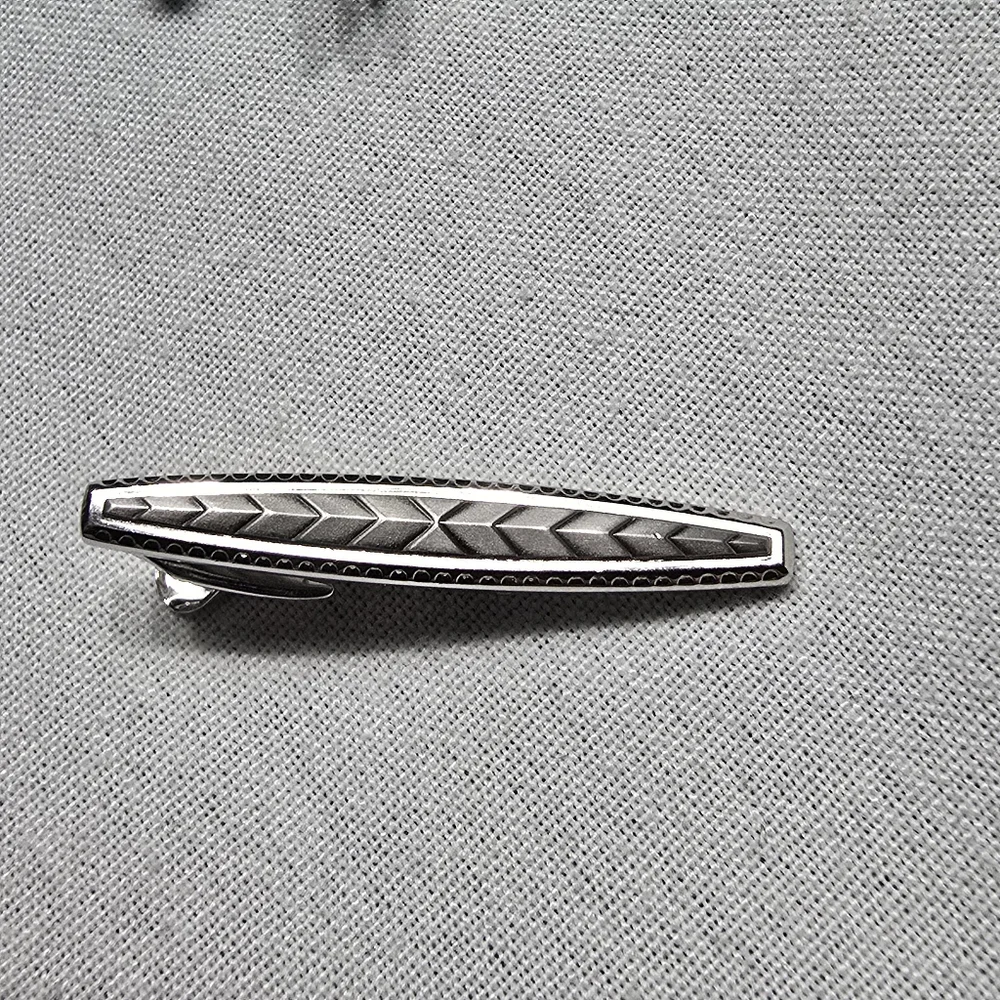 Vtg Hickock USA Silvertone MCM 1960's Silvertone Chevron Cufflinks & Tie Clip